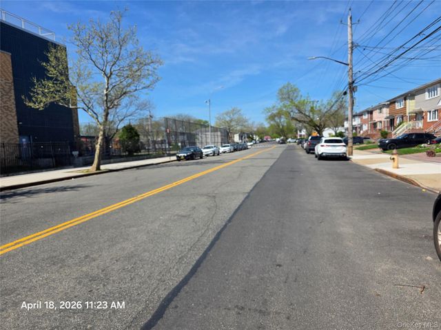 25341 149th Avenue, Rosedale, NY 11422