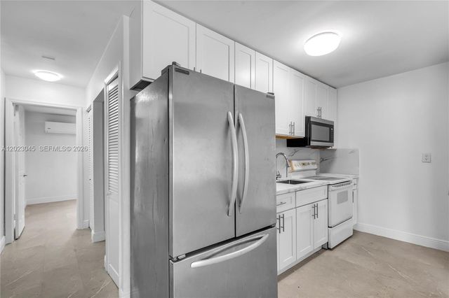 645 NW 15th Ave 1-4, Fort Lauderdale, FL 33311