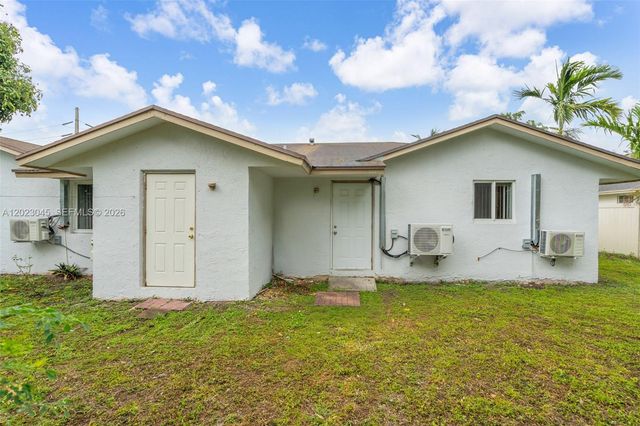 645 NW 15th Ave 1-4, Fort Lauderdale, FL 33311
