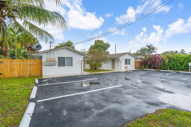 645 NW 15th Ave 1-4, Fort Lauderdale, FL 33311
