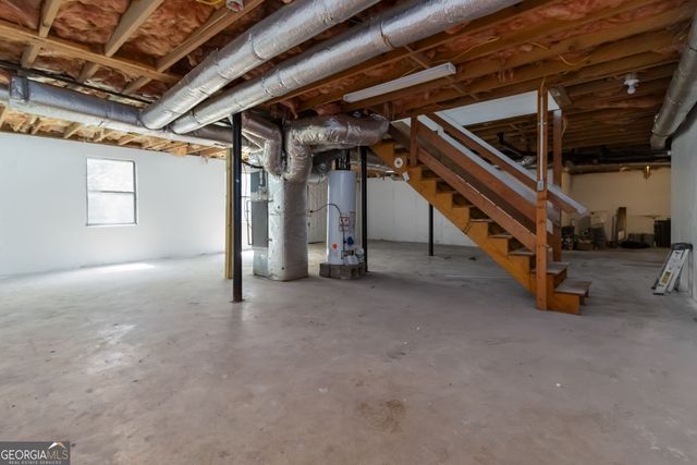 145 Huntcliff Court, Fayetteville, GA 30214