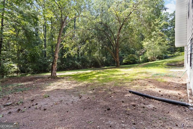 145 Huntcliff Court, Fayetteville, GA 30214