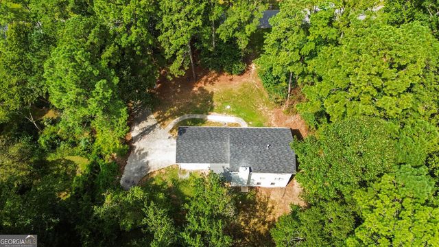 145 Huntcliff Court, Fayetteville, GA 30214