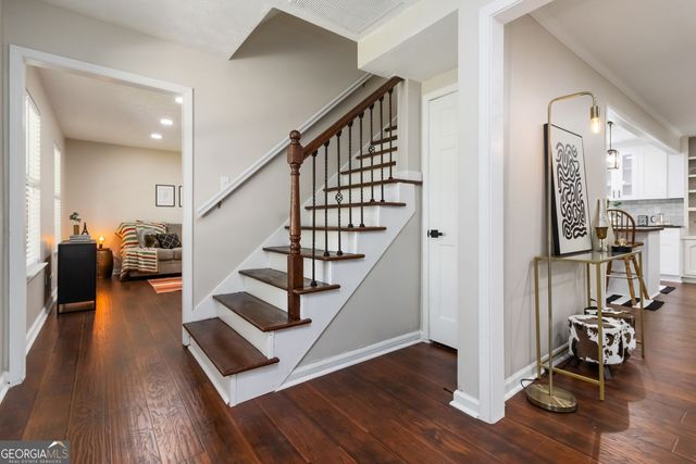 145 Huntcliff Court, Fayetteville, GA 30214