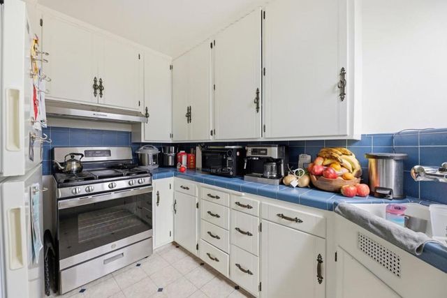 438 43rd Street, Richmond, CA 94805