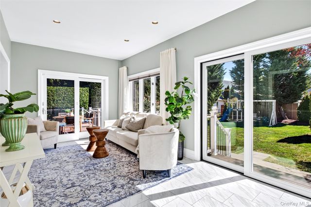 444 Lakeview Avenue, Rockville Centre, NY 11570