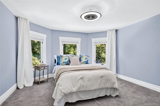 444 Lakeview Avenue, Rockville Centre, NY 11570