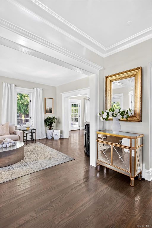 444 Lakeview Avenue, Rockville Centre, NY 11570 — photo 4
