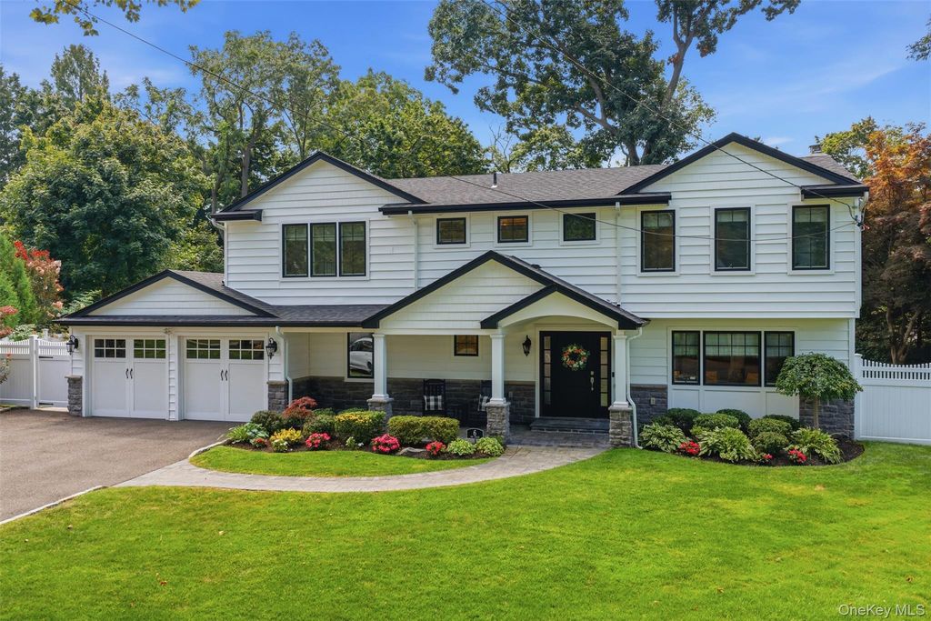 6 Sue Circle, Huntington, NY 11743 — exterior