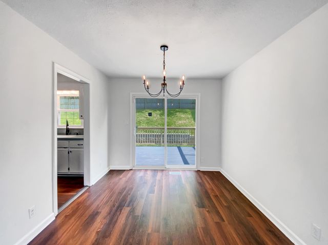 480 Bamburg Dr, Clarksville, TN 37040