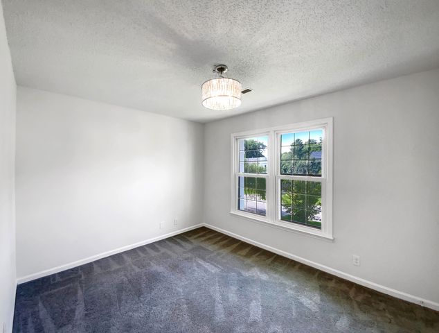 480 Bamburg Dr, Clarksville, TN 37040
