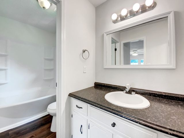 480 Bamburg Dr, Clarksville, TN 37040