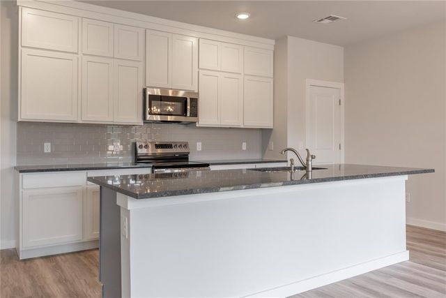 5260 Bluestem Avenue, Guthrie, OK 73044