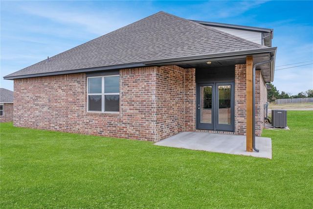 5260 Bluestem Avenue, Guthrie, OK 73044
