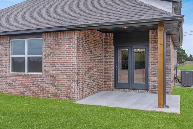 5260 Bluestem Avenue, Guthrie, OK 73044