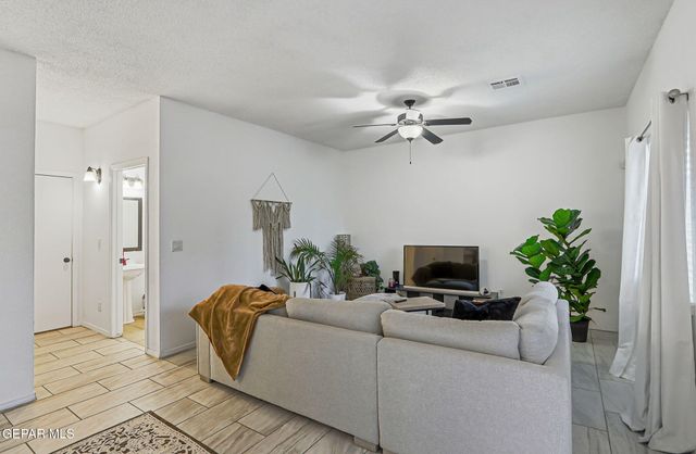 14329 DESERT SAGE Drive, Horizon City, TX 79928