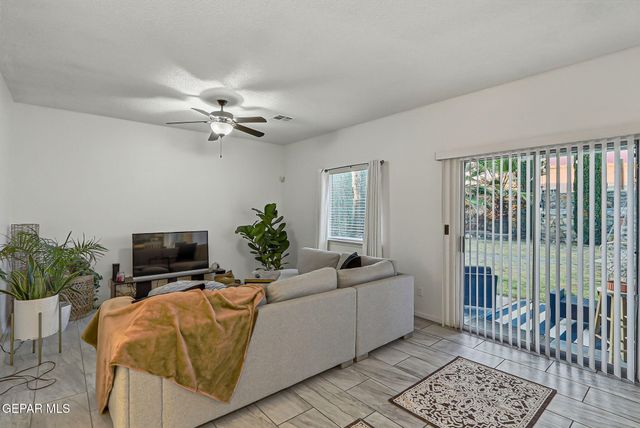 14329 DESERT SAGE Drive, Horizon City, TX 79928