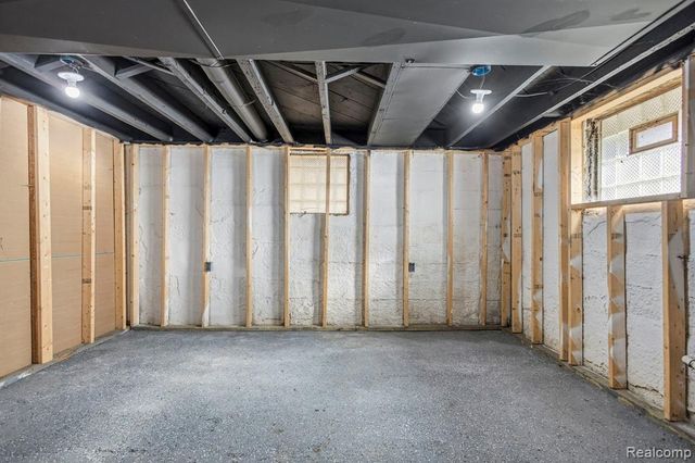 3280 Lothrop Street, Detroit, MI 48206