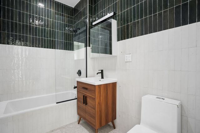 131 MADISON Street A, New York City, NY 11216