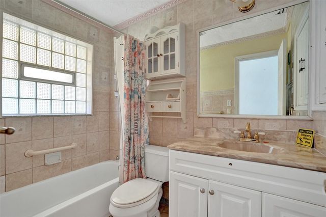 1560 NE 31st Court, Pompano Beach, FL 33064