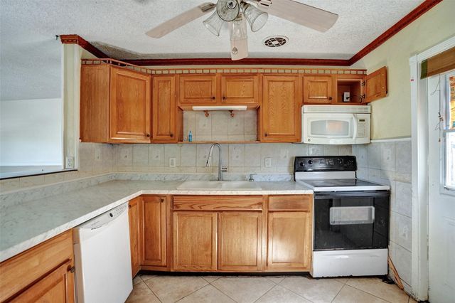 1560 NE 31st Court, Pompano Beach, FL 33064