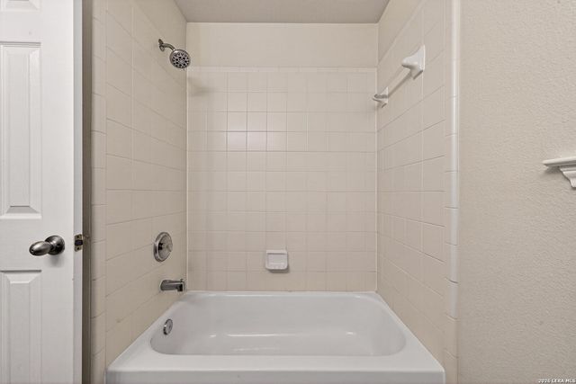 137 Niemietz Cove, Cibolo, TX 78108