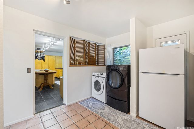 2168 Round Top Drive, Honolulu, HI 96822