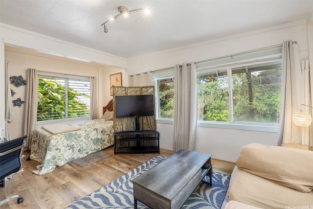 2168 Round Top Drive, Honolulu, HI 96822