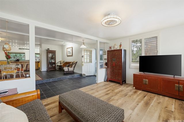 2168 Round Top Drive, Honolulu, HI 96822