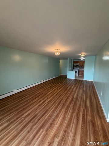 153 Bull Hill Lane 105, West Haven, CT 06516