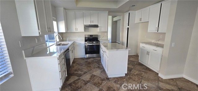 28218 Windsail Court, Menifee, CA 92584