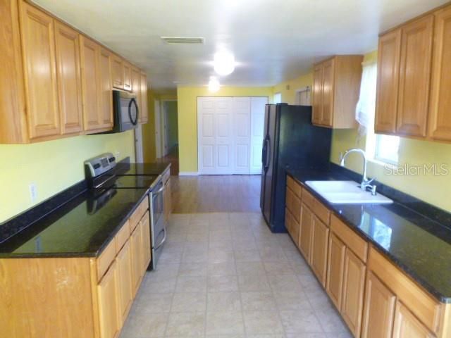 6616 MANGROVE DRIVE, Wesley Chapel, FL 33544