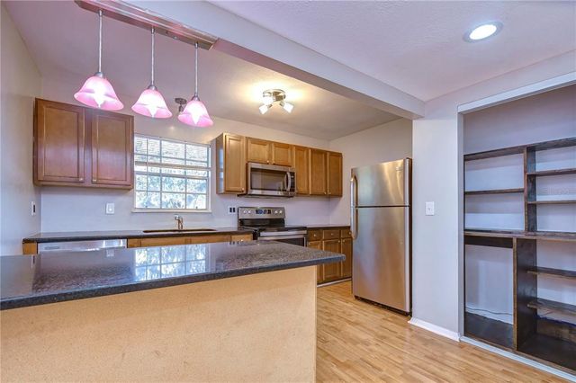 14416 REUTER STRASSE CIRCLE 209, Tampa, FL 33613