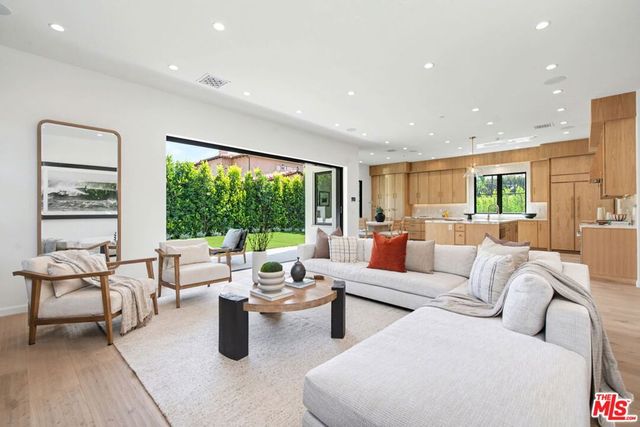 16011 Miami Way, Pacific Palisades, CA 90272