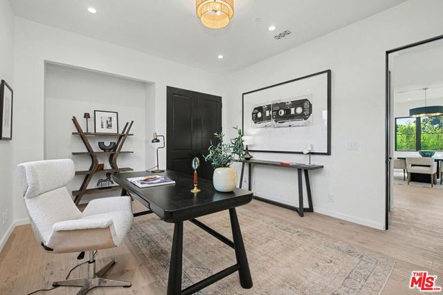 16011 Miami Way, Pacific Palisades, CA 90272