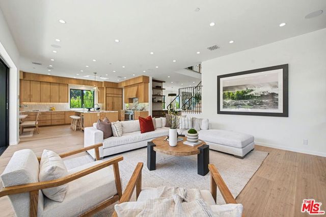16011 Miami Way, Pacific Palisades, CA 90272