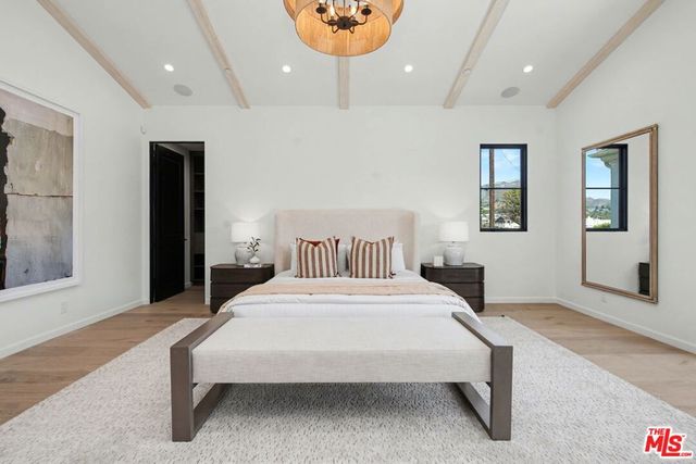 16011 Miami Way, Pacific Palisades, CA 90272
