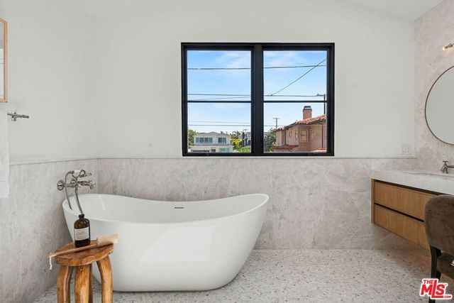 16011 Miami Way, Pacific Palisades, CA 90272