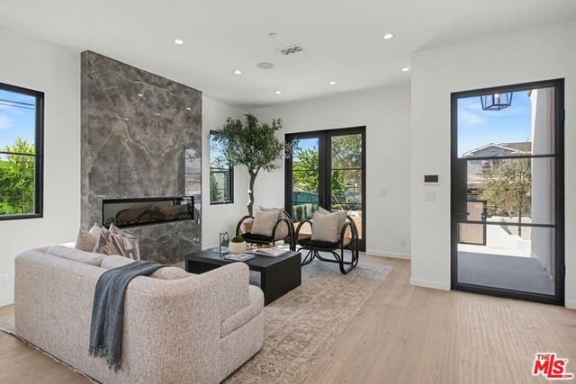 16011 Miami Way, Pacific Palisades, CA 90272