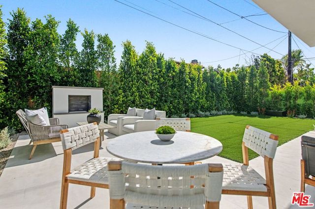 16011 Miami Way, Pacific Palisades, CA 90272