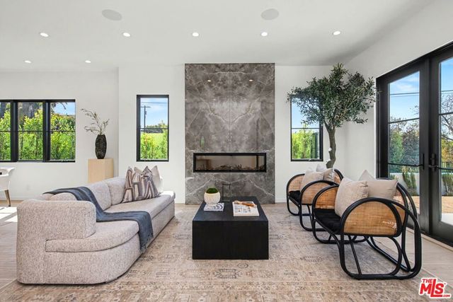 16011 Miami Way, Pacific Palisades, CA 90272