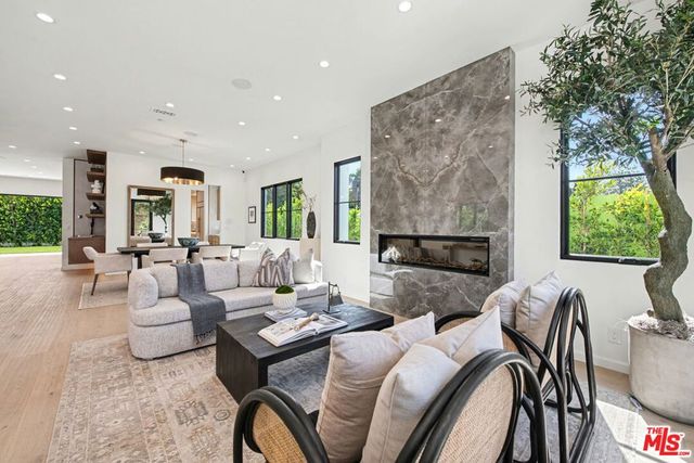16011 Miami Way, Pacific Palisades, CA 90272