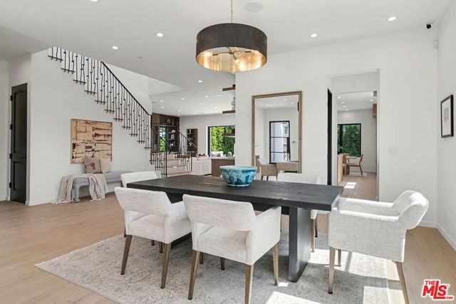 16011 Miami Way, Pacific Palisades, CA 90272
