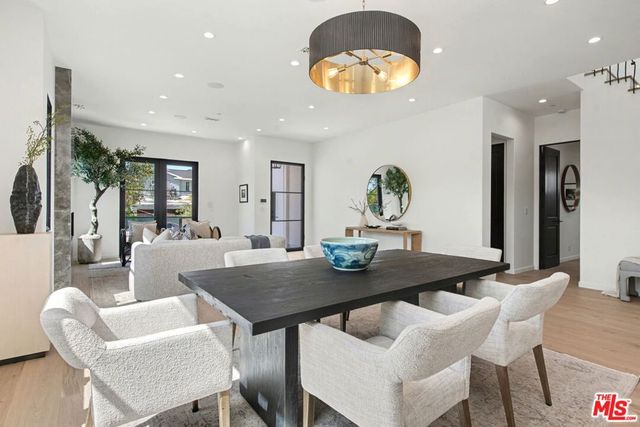 16011 Miami Way, Pacific Palisades, CA 90272