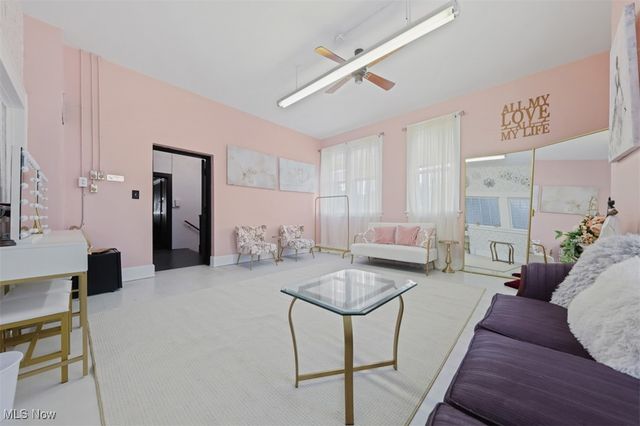 14760 Gaskill Drive NE, Alliance, OH 44601