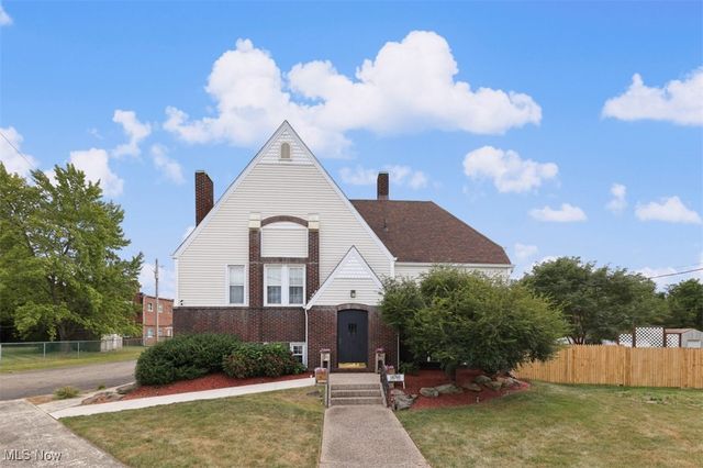 14760 Gaskill Drive NE, Alliance, OH 44601