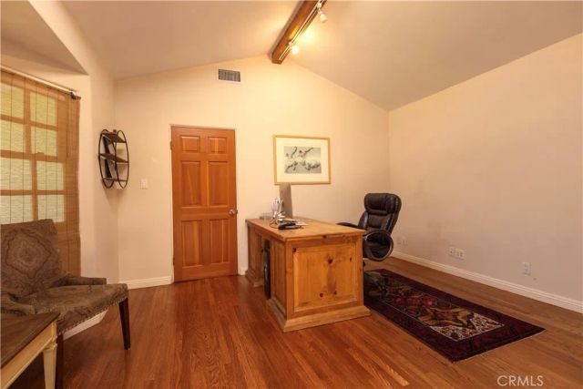 5329 Mecca Avenue, Tarzana, CA 91356