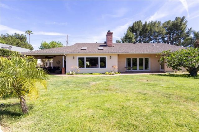5329 Mecca Avenue, Tarzana, CA 91356