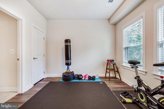 2335 WATER PROMENADE AVE, Herndon, VA 20171