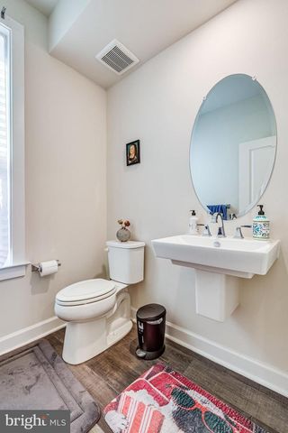 2335 WATER PROMENADE AVE, Herndon, VA 20171